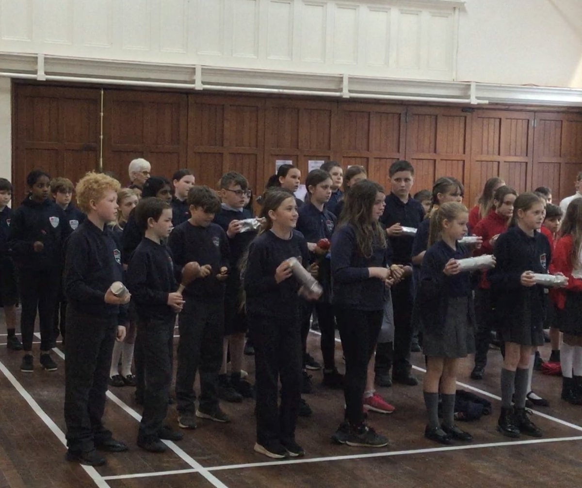 DinasPowysPS's tweet photo. A huge thank you to ⁦@GGDPMF⁩ for organising an amazing Samba Workshop with ⁦@c_musicaladvent⁩ for our Year 5/6 School Choir pupils. #musiceducation #expressivearts 🎵🥁🪘 https://t.co/qQK202Vson