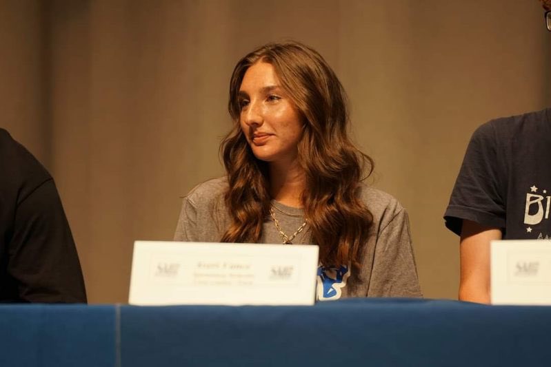 Averi Vance will continue her running career with SMC! 

<a href="/broometrack/">Broome Track and Field</a> 

#rollneers #jucobandits #smcpioneers #committed