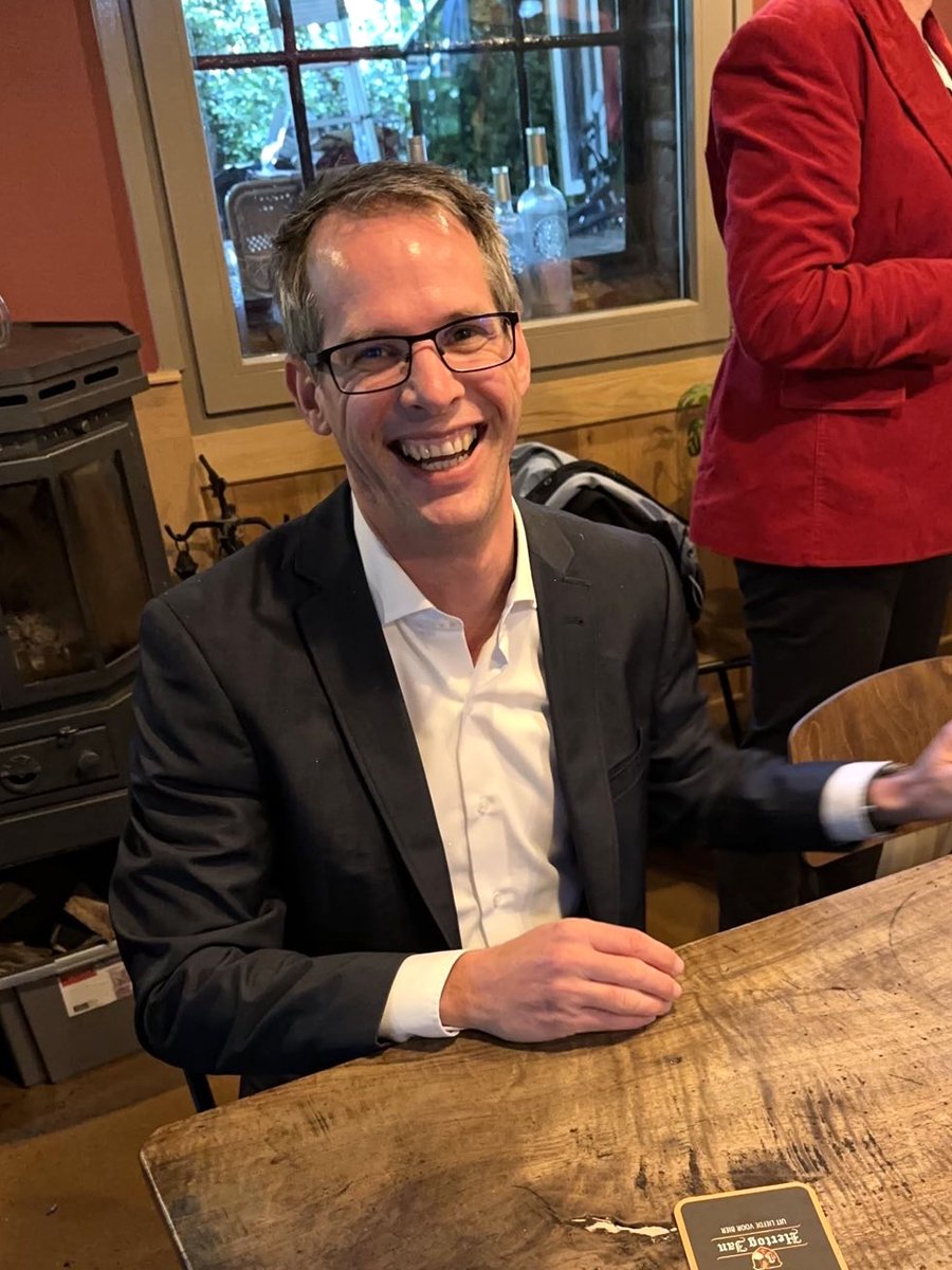 Triggre's tweet photo. Yesterday, we celebrated @EddieHeijblom's 10-year anniversary at Triggre! Thank you for all the amazing work to our VP Customer Success & Operations and #TriggreWeekendMasterclass superstar! https://t.co/bGzumNBpUD