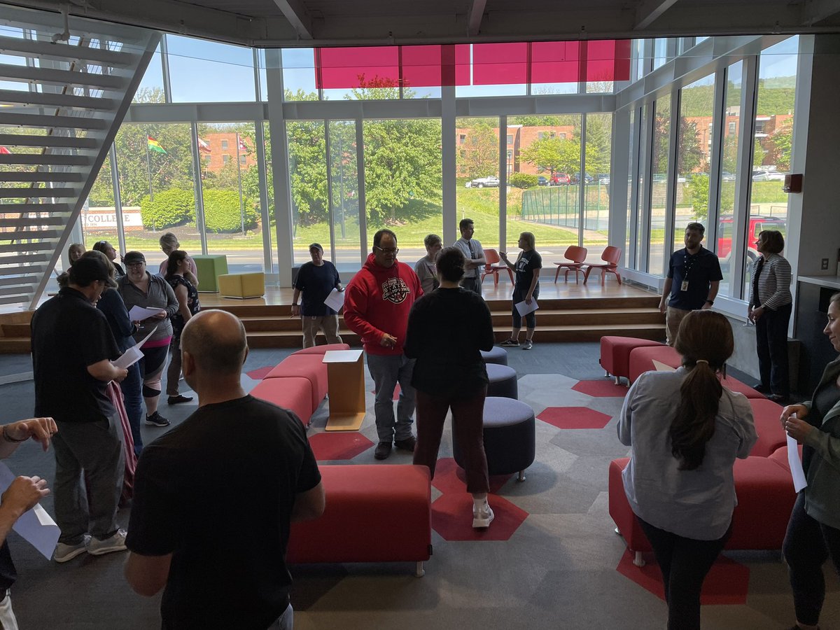 JanemarieMckay's tweet image. @RDGschools educators collaborating &amp;amp; sharing inspiring quotes from the book, When You Wonder, You’re Learning. @AlbrightTExpL @AlbrightCollege @greggbehr @RyanRydzewski #TExpL