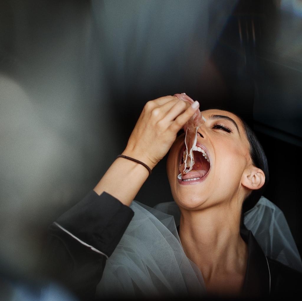 BRIDAL TIP #237 - Stay nourished 🥓 instagr.am/p/CsGb0SFMRUP/