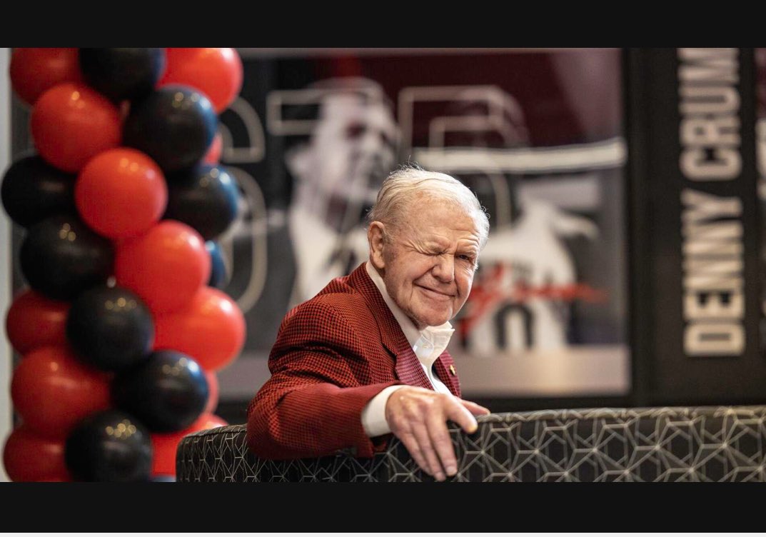 SRiggsWDRB's tweet photo. Funeral details for Denny Crum. 
 
Visitation & funeral services are Monday at Southeast Christian Church.
The visitation is from 11 to 2, and a funeral service is at 2.
A private burial will follow.
A celebration of life event will be held at 7 Monday night at the KFC Yum! Center.
That will be open to the public.