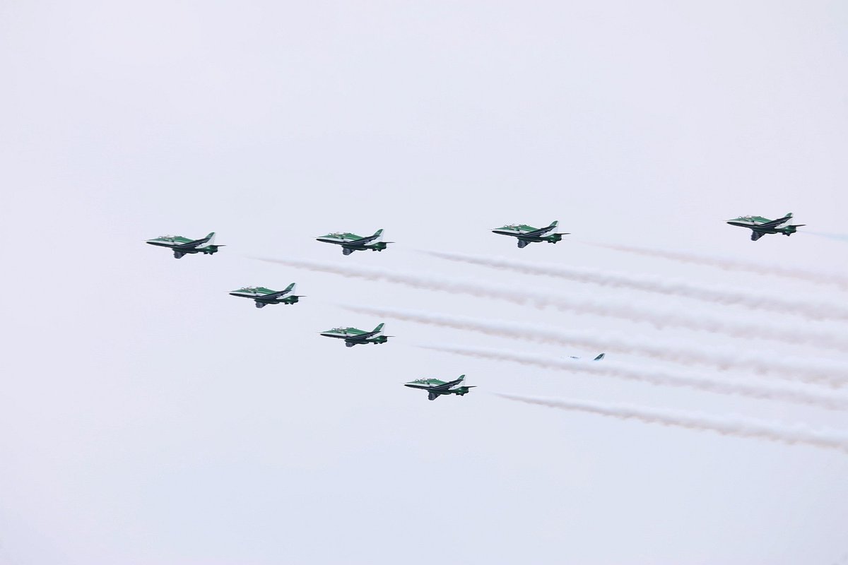 Stam_Pittas's tweet photo. Το πρωί με τους @rafredarrows και το μεσημέρι με τους @saudihawks!! https://t.co/jqiJ9NKxFJ