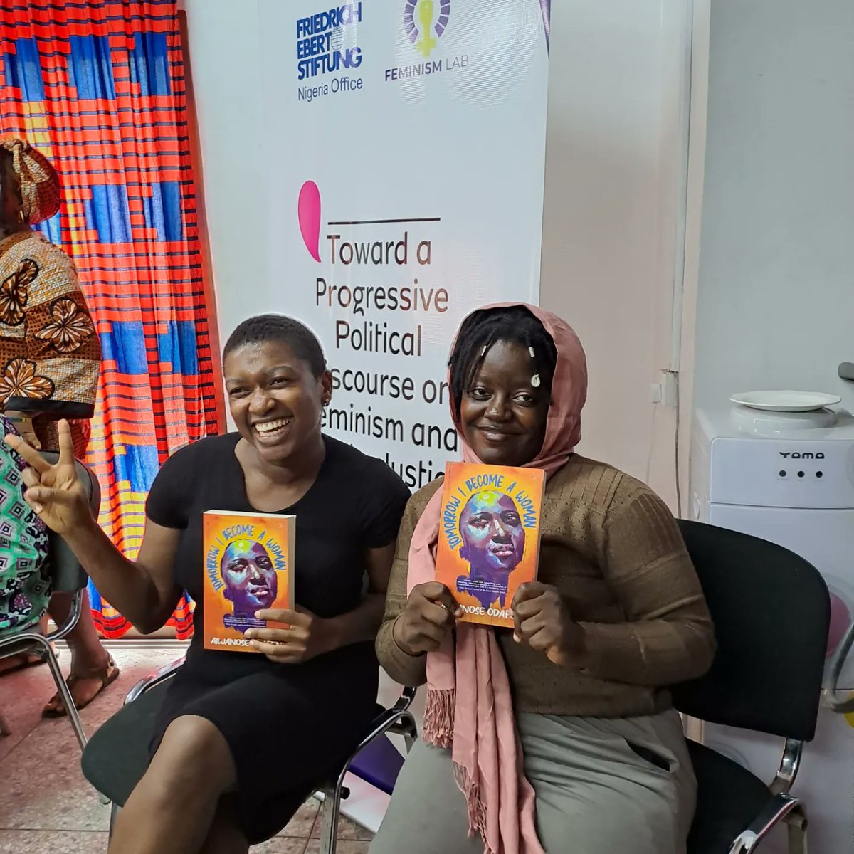 feminism_lab's tweet photo. They found the story to be a powerful and emotional journey of a young girl's growth and struggles in a patriarchal society.

Members also had an in-depth conversation about misogyny and shared stories and experiences. 

#booklover #BooksWorthReading #feminismlab #women #feminism https://t.co/JoBV1xIkpl