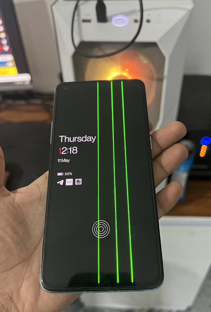Koi Batayega Mera Phone Ko Apne Aap Kya Ho gya Hai 😕 3 Din me 3 Line aagaya Apne Aap !!