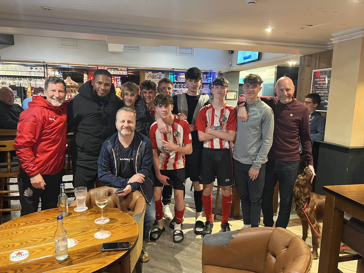 leeavy's tweet photo. Been a Beltin send off for our @altrinchamfc #Classics 
Photo shoot, Dads v Lads and even sneaked in a pic with the brilliant @anto_v25 
It’s been an honour &amp; a privilege to manage this team for what’s been an amazing 10 years ♥️ https://t.co/lwhTPLZitq