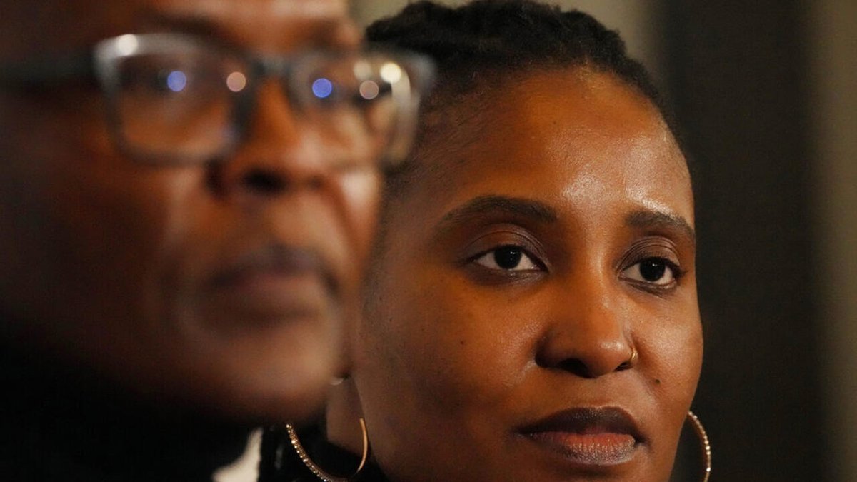 RFIAfrique's tweet photo. Afrique du Sud: la fille de Jacob Zuma identifiée comme un rouage de la propagande russe https://t.co/yQuSd7HGaW https://t.co/Rqf7Uedb14