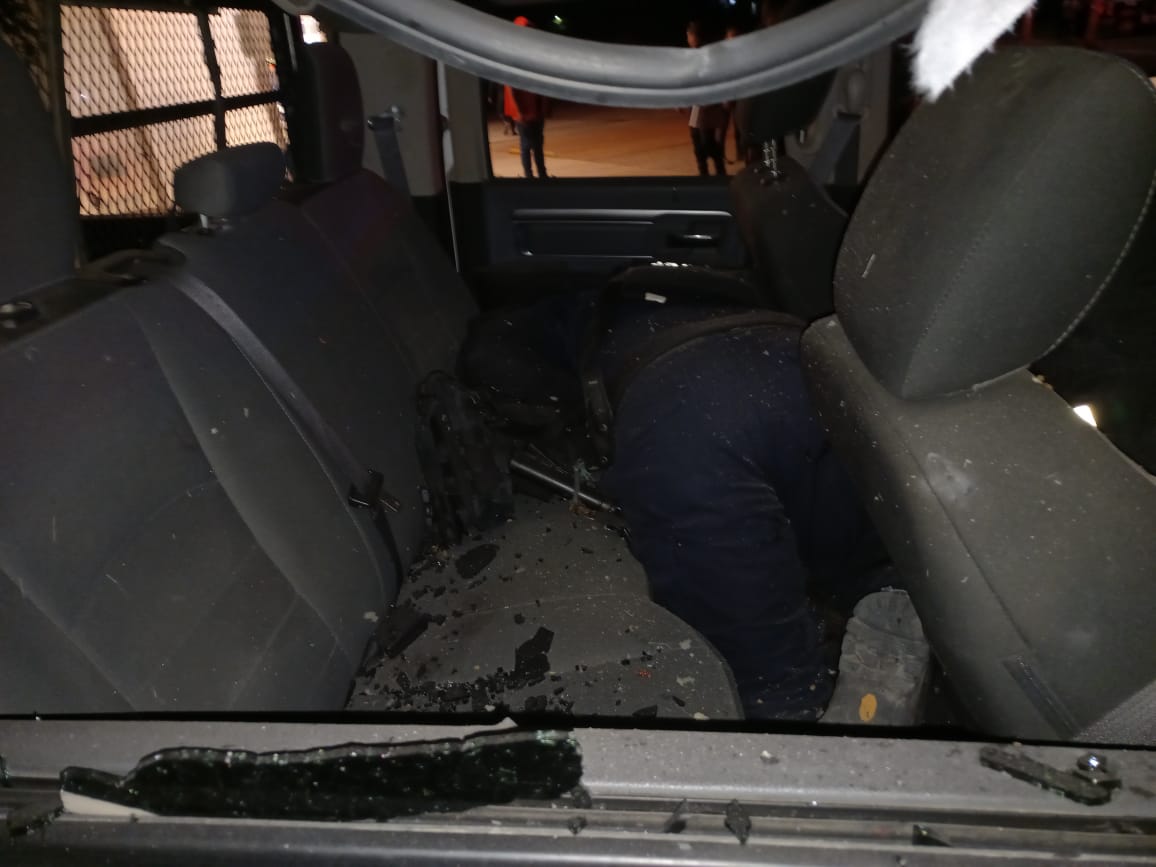 ColimaAlMonento's tweet photo. En presunta emboscada  asesinan a balazos a dos elementos de la Policía Estatal en el municipio de Tecoman, Colima. https://t.co/uajZRHl6lu
