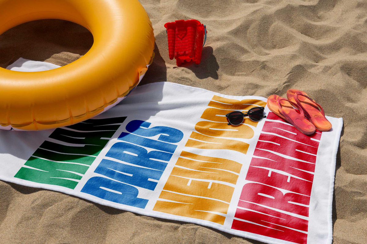 ciciactiveuk's tweet photo. 🏖️ T O W E L  P R E - O R D E R 🏖️

A limited number of our all new Wrexham beach towels are now live on our website for pre-order. The first drop will be landing 2 weeks today 😎

Don’t miss out 👉 https://t.co/oHnMfhc1fW

#milan #paris #newyork #wrexham #holiday #beach #towel https://t.co/KGLAMZIB3Z