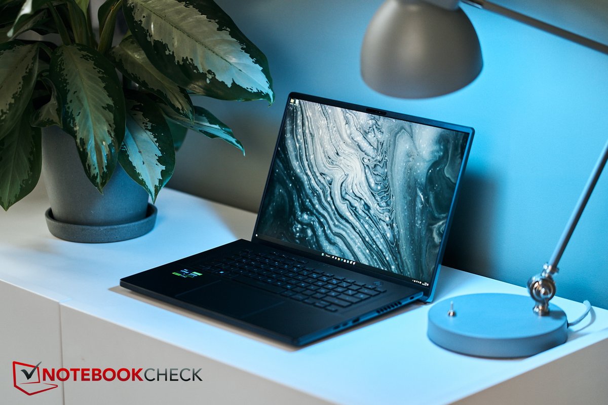 notebookcheckit's tweet photo. Recensione del portatile #AsusROG #Zephyrus M16 (2023) #RTX4090 con un display #MiniLED super luminoso
https://t.co/zJRR8eQHlq
#Asus #ROG #StrixG17 #computer #laptop #asusrog @ASUS #gamingcommunity #GamingNews #gamergirl #GamingSetup #gamingtwt #GamersUnite @ASUSItalia @ASUS_ROG https://t.co/w16jhGZDuM