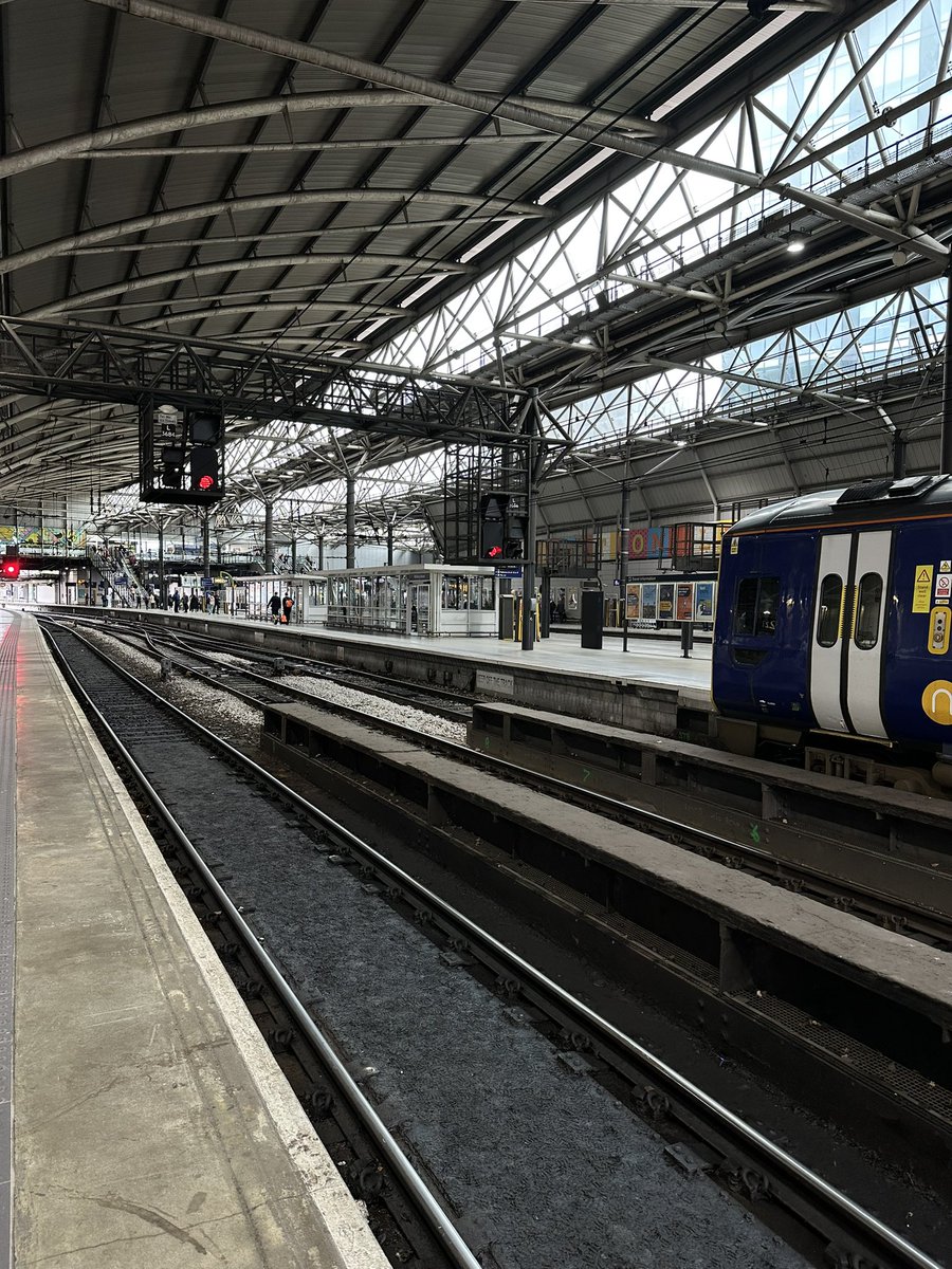 v1sharma's tweet photo. Morning train to York for a day out #EthicsTraining https://t.co/adrn3Xl8nU