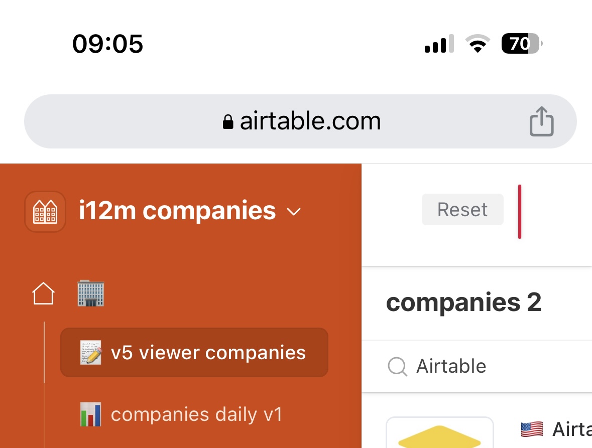 vonperger's tweet image. hey @airtable the new interface navigation on the left vs top is a nice idea but my makes #interfaces even less usable on vertical screens (or mobile browser) if I can't hide the navigation bar (or resize interface elements such as the 'record list' more precisely)? #nocode