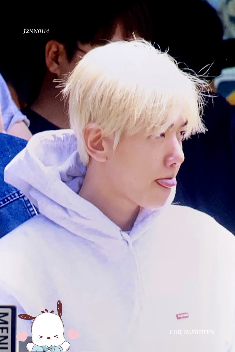 inhing100's tweet photo. 230511 백현이도 왔었어🥹🥲😭

 #백현 #BAEKHYUN #엑소 #EXO @B_hundred_Hyun https://t.co/WuXoEkYeWy