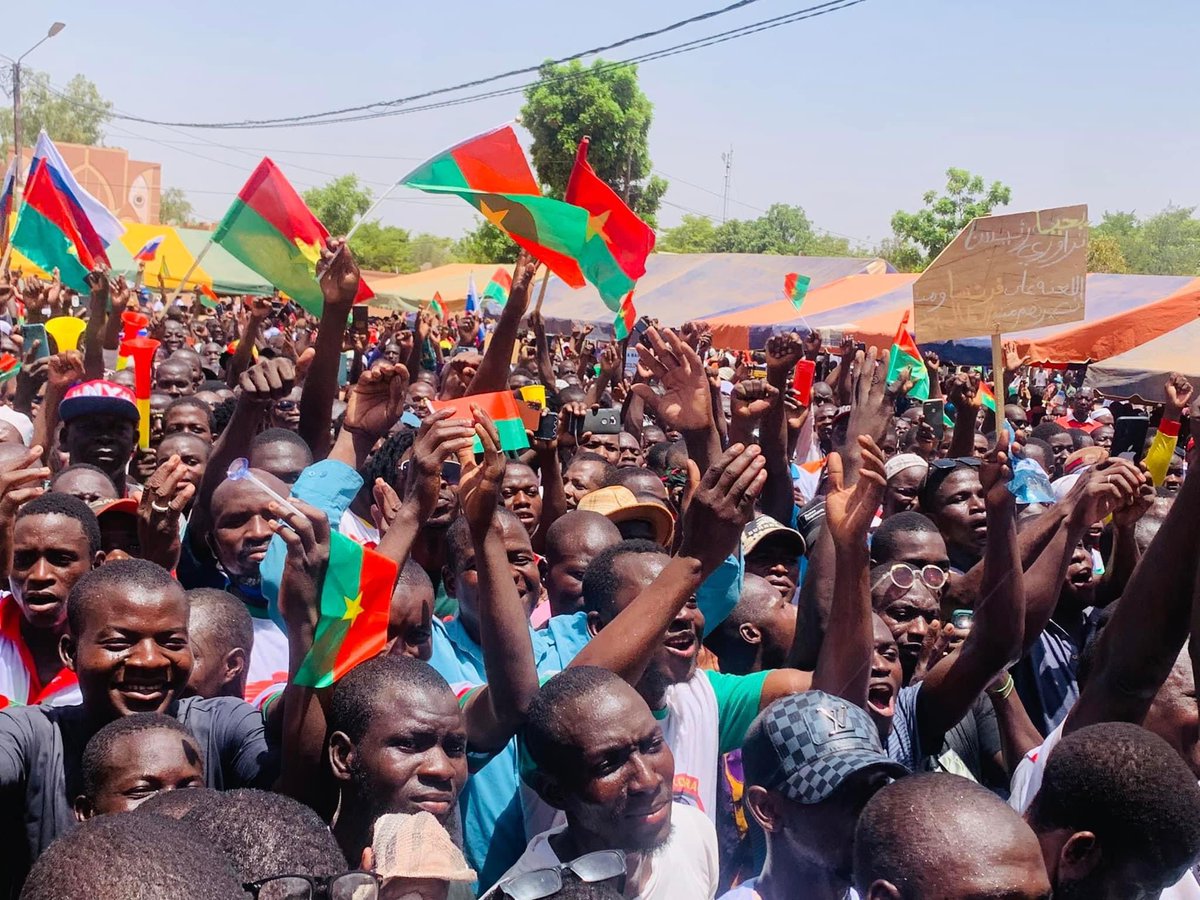 EdmondZongo's tweet photo. L’ unité du pays face à l’adversité https://t.co/C6Jh7vyfQM