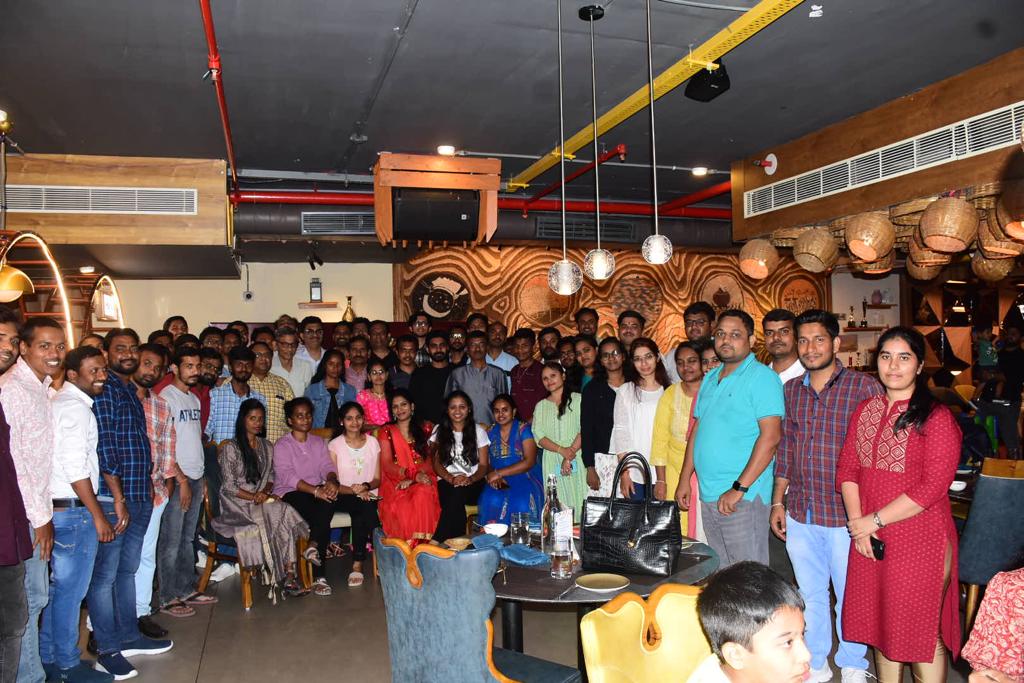 RSM_India's tweet photo. ๐ฅ "Raising a glass to good food & great company!"
Our #team members from the Hyderabad office had a wonderful evening - bonding over a fantastic dinner, and having memorable conversations.
Here are some pictures from the evening!
#People #RSMIndia #LifeAtRSM https://t.co/4Une9daJTq