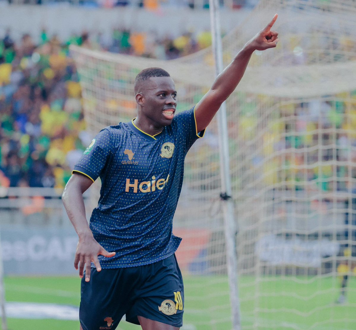 Wananchi 🔰 Tunaamka saa ngapi leo?

Mpe maua yake balozi wetu kwa kuangusha💚 kwenye comments.

#tunakusikiliza