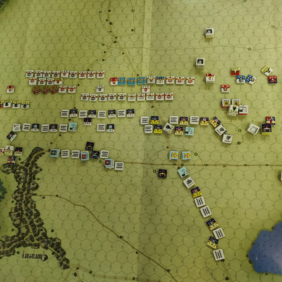 ClubDreadnought's tweet photo. Jugando a la última entrega de la serie BAR, "Mollwitz & Chotusitz: Battles of the First Silesian War" contiene las dos primeras batallas de la carrera de Federico el Grande.
#clubdreadnought #wargames #clashofarms #barseries #frederickthegreat #ageofreason https://t.co/OLyKM1kbTW