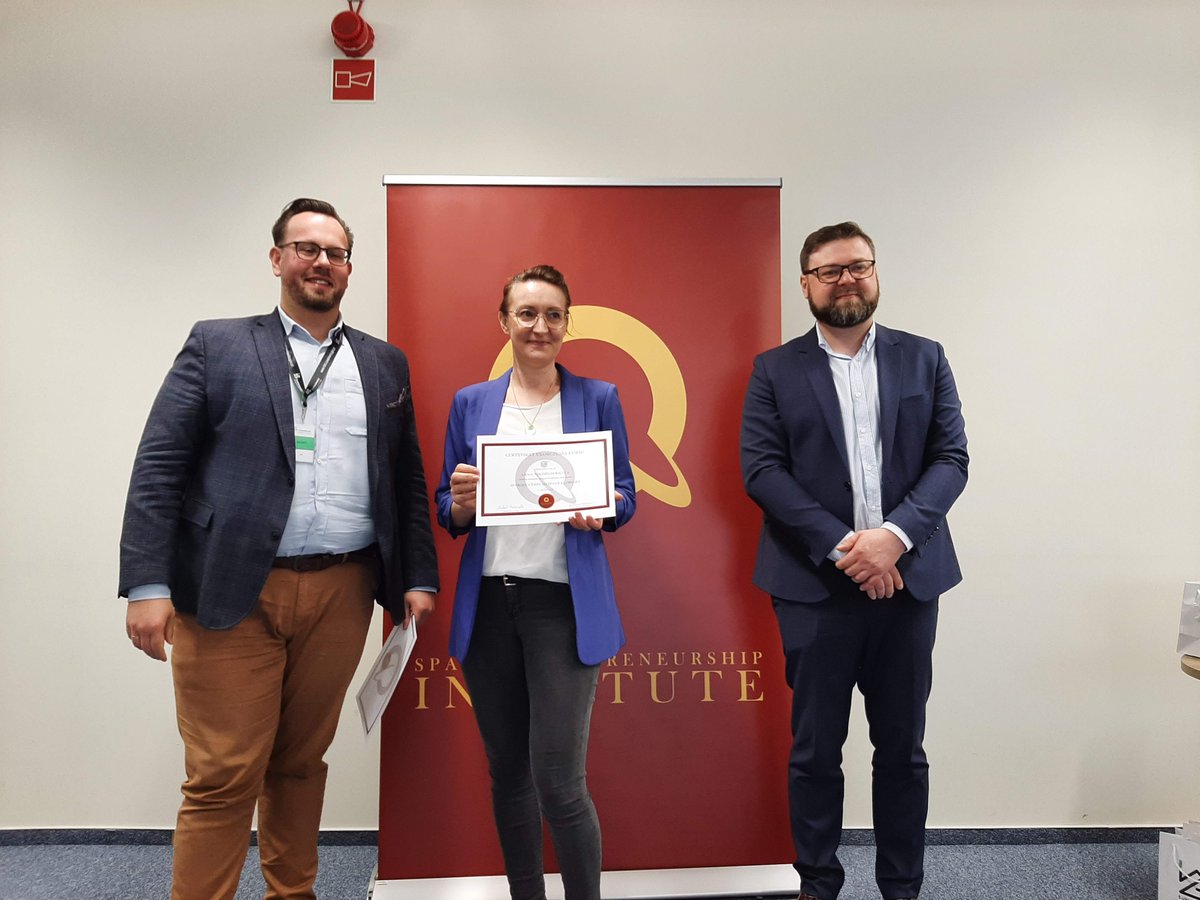 PIAP_Space's tweet image. We encourage you to read a few words summarizing the participation of Anna Nikodym-Bilska and Weronika Borowicz in the course &quot;An Introduction to Space Ecomonics&quot; 🛰️
👉tiny.pl/wz8g3
@PIAP_Space @KozminskiUni @AgencjaRozwoju 
#space #piapspace #spaceeconomics