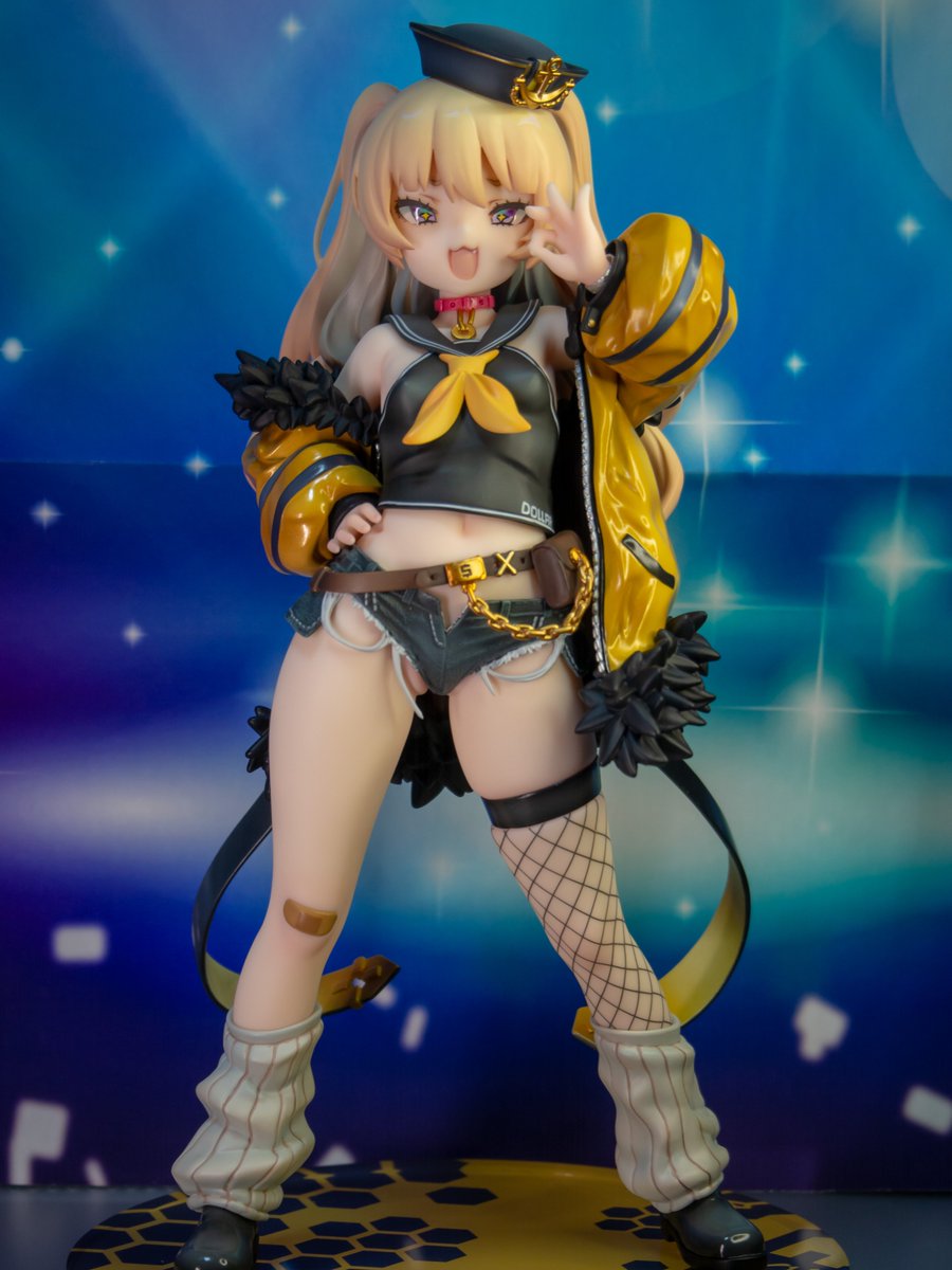 FgBukkake's tweet photo. 生存確認含めて最近買ったフィギュアを・・・ https://t.co/FyCQZKD5FC