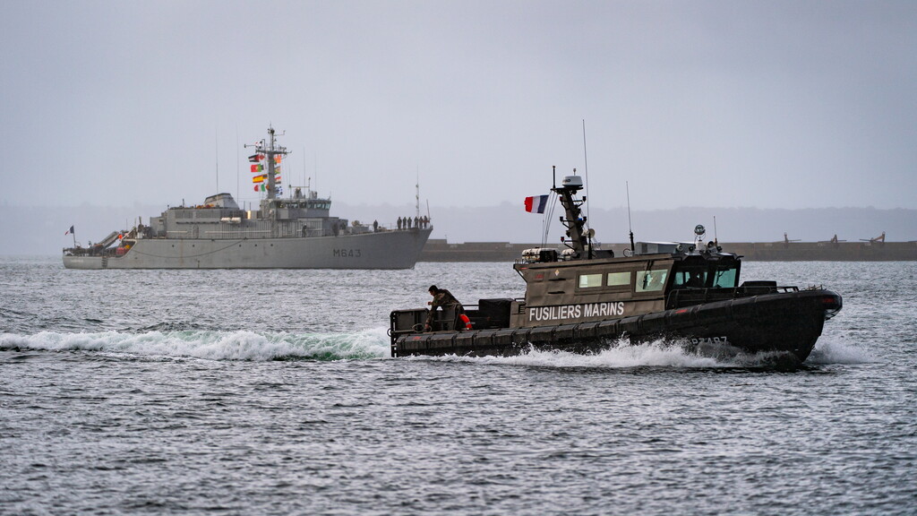 L'Andromède est de retour à Brest après 4 mois de mission en mer rouge et océan Indien et 13 000 nautiques parcourus. Il y a mené des opérations de guerre des mines, notamment au cours de son intégration au SNMCMG2 et des actions de coopération.