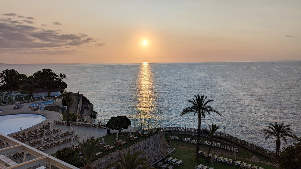 Hot Circuit tweet media