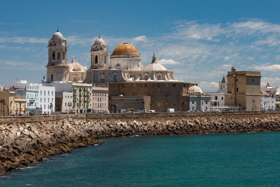 Good morning from #Cadiz 🫶🇪🇸
#goodmorning #Spain #SpringInSpain
#Thursday #thursdayvibes