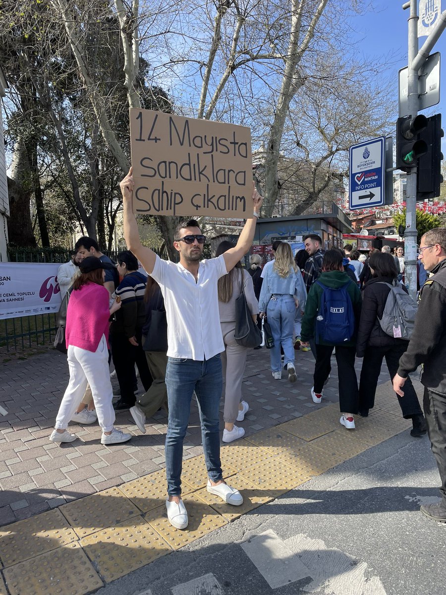 Dayala Lang tweet media