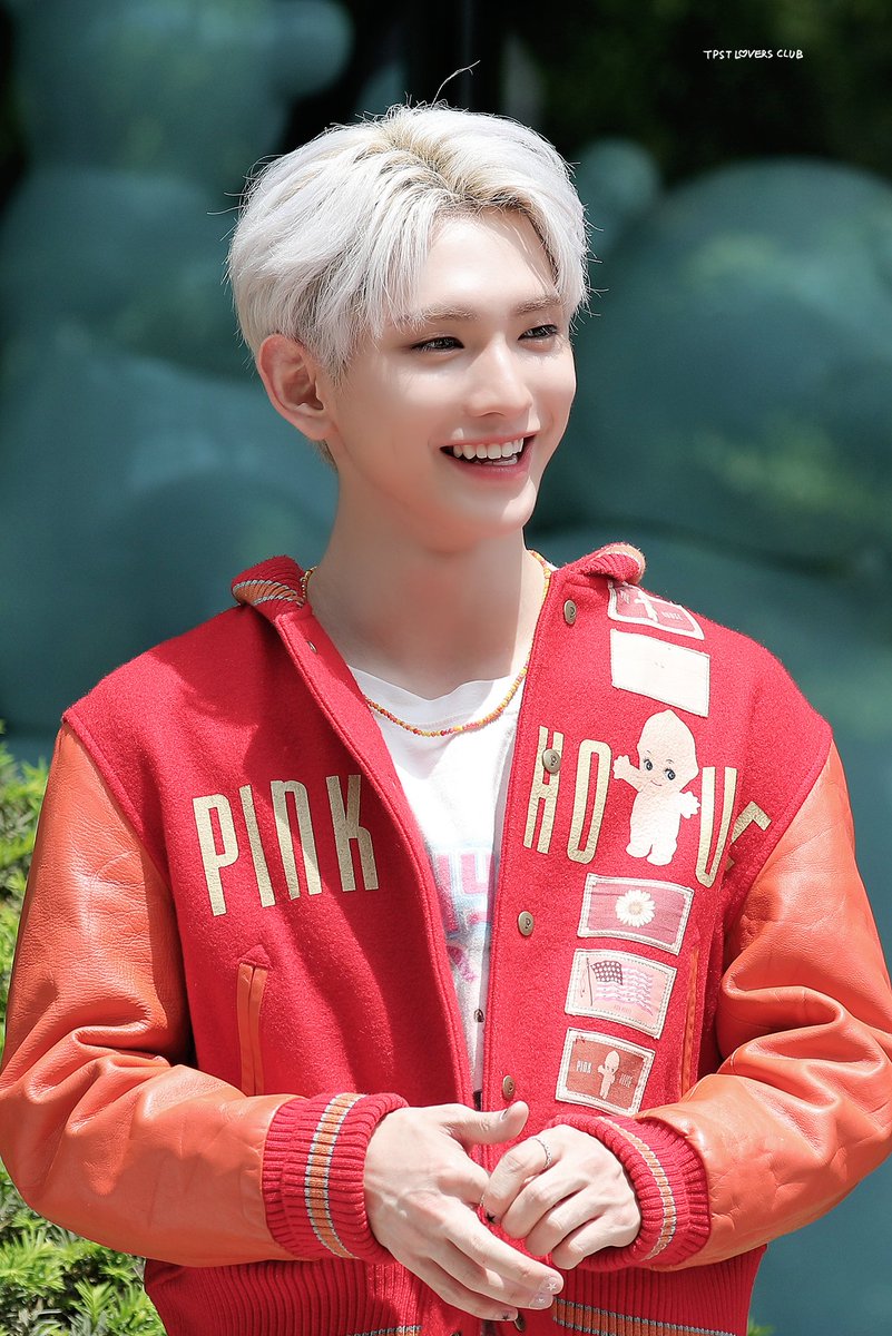 tpstloversclub's tweet photo. 230510  햇살이 웅인지 웅이가 햇살인지~

#이의웅 #템페스트 #루 #TEMPEST #LEW https://t.co/E4zuxjkhin