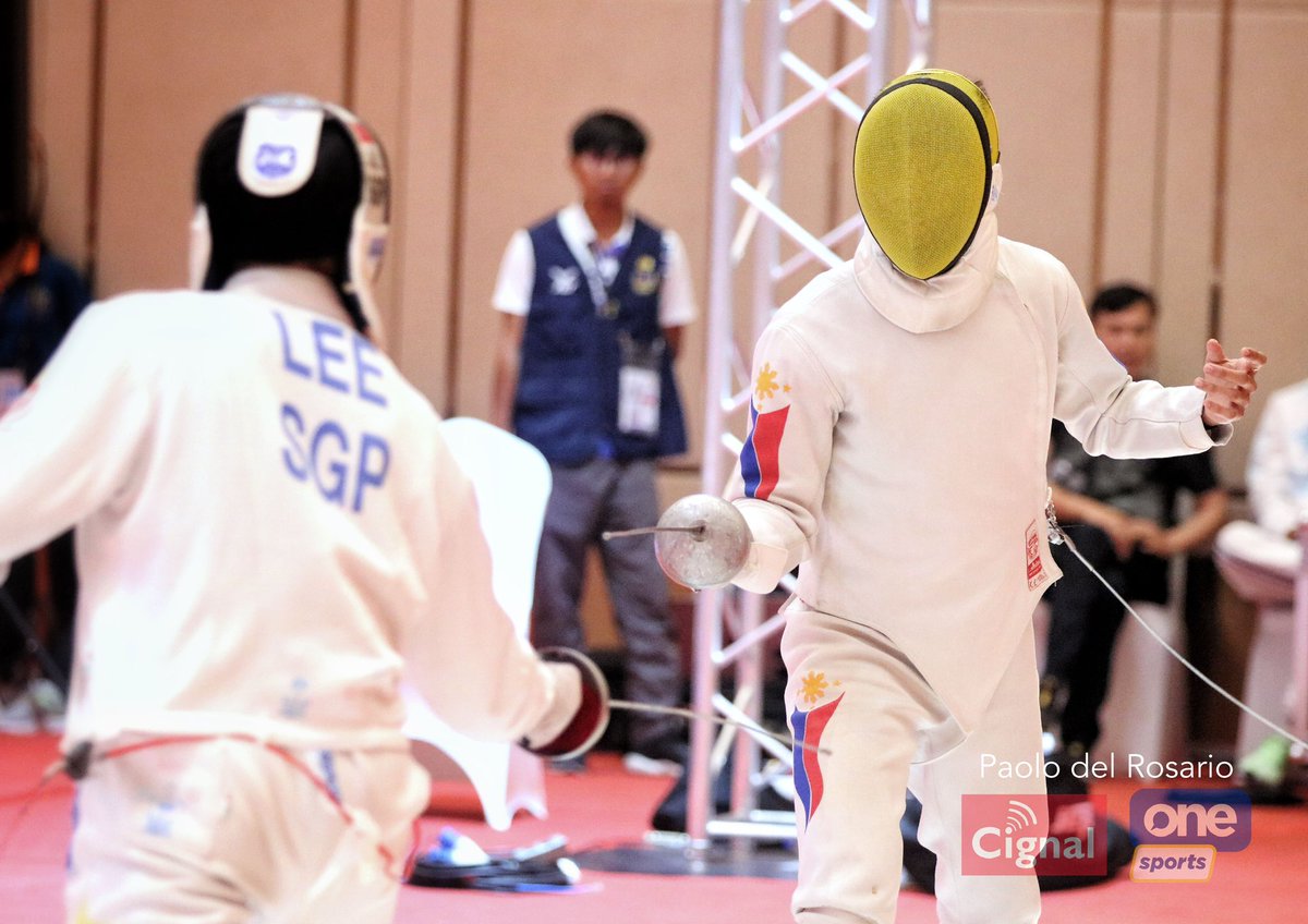 paodelrosario's tweet photo. Noelito Jose advances to the finals to the finals of men’s epee with a 15-10 win over Singapore’s Simon Lee.

Jose will face another Singaporean in Jian Si To in the final. 

#Cambodia2023 #SEAGames32
@OneSportsPHL @onenewsph https://t.co/1ko4He9ekM