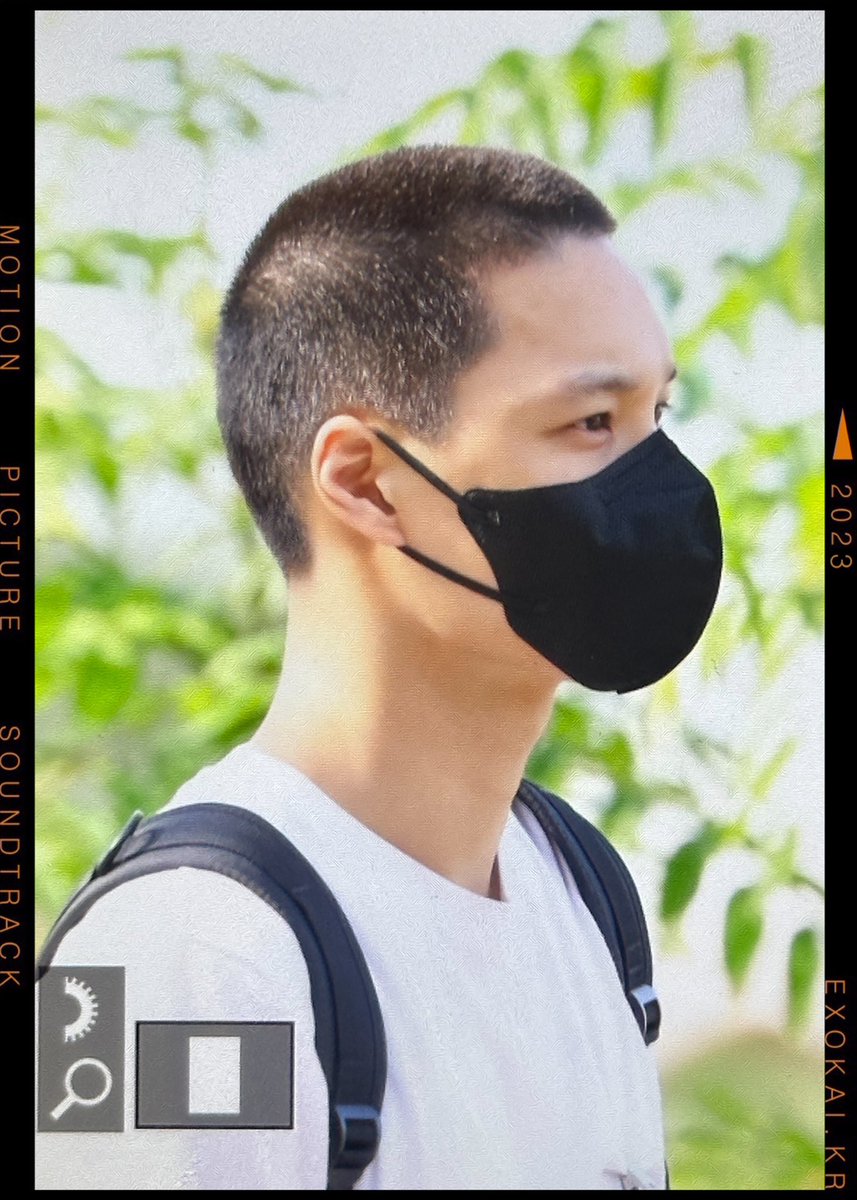 230511 꽃과 종인💐 꼭꼭 건강해ㅐ