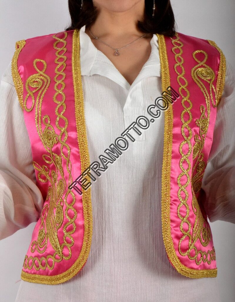 tetramottcloth1's tweet photo. #ETSY #culture #special #gift #exotic #Vıntage #Desıng #ottomon #theater #dancer #vest https://t.co/ml0uUGcvnX https://t.co/c2sa32heTC