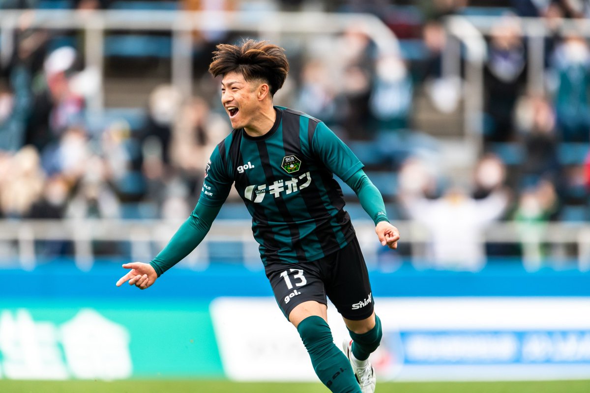 sc_sagamihara's tweet photo. 🟩⬛️🟩⬛️🟩⬛️🟩⬛️
#SC相模原
クラブ創設1000ゴール
まであと3ゴール!🎖️
🟩⬛️🟩⬛️🟩⬛️🟩⬛️
#SC相模原1000ゴール予想 をつけて皆さんの選手の予想をツイートしてください💬抽選で1名の方に該当選手のサイン入りグッズをプレゼントします🙆♂️🎉
1人1選手まで☝️
#SC相模原 || #SCS https://t.co/sExOvDVMdg