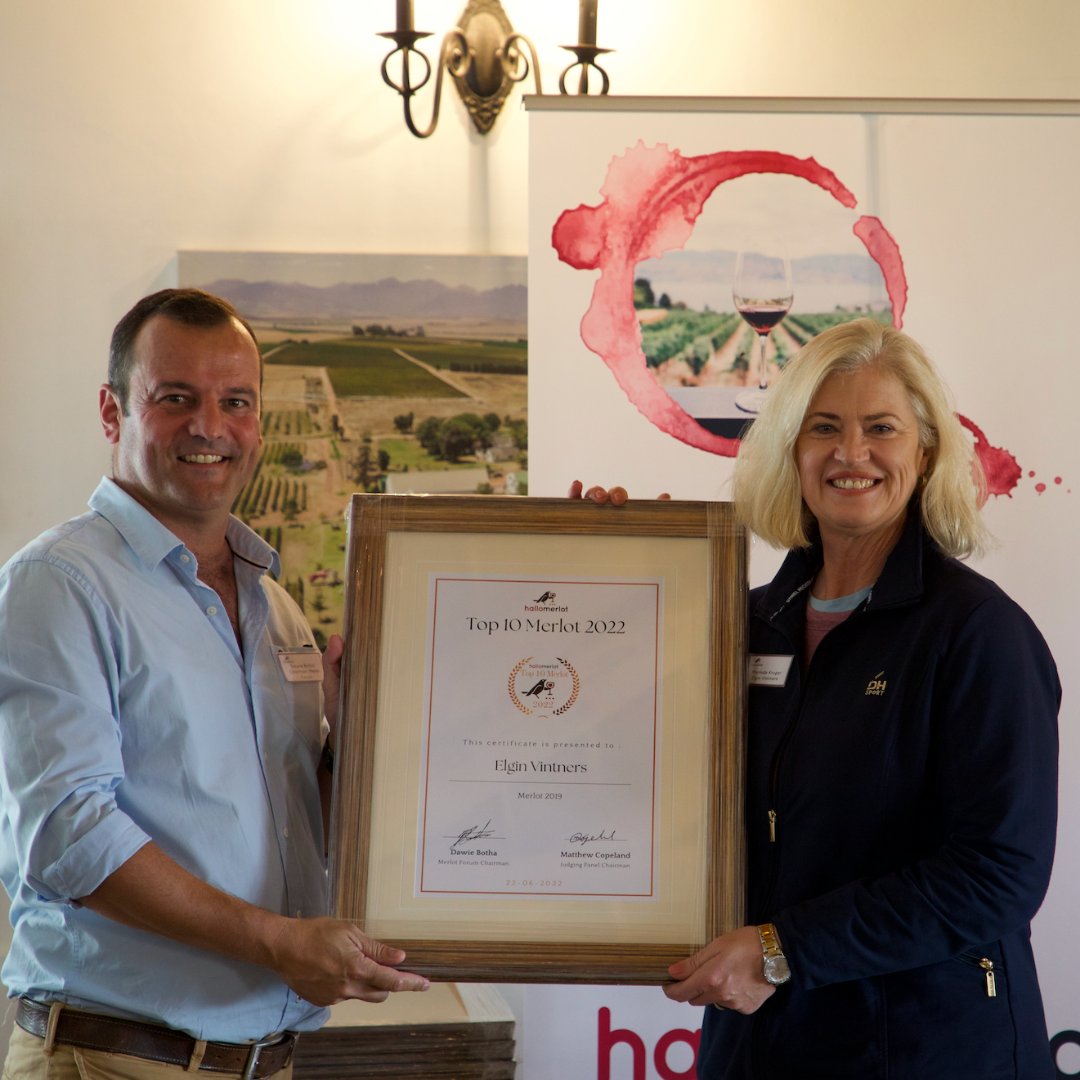 Hallo Merlot tweet media