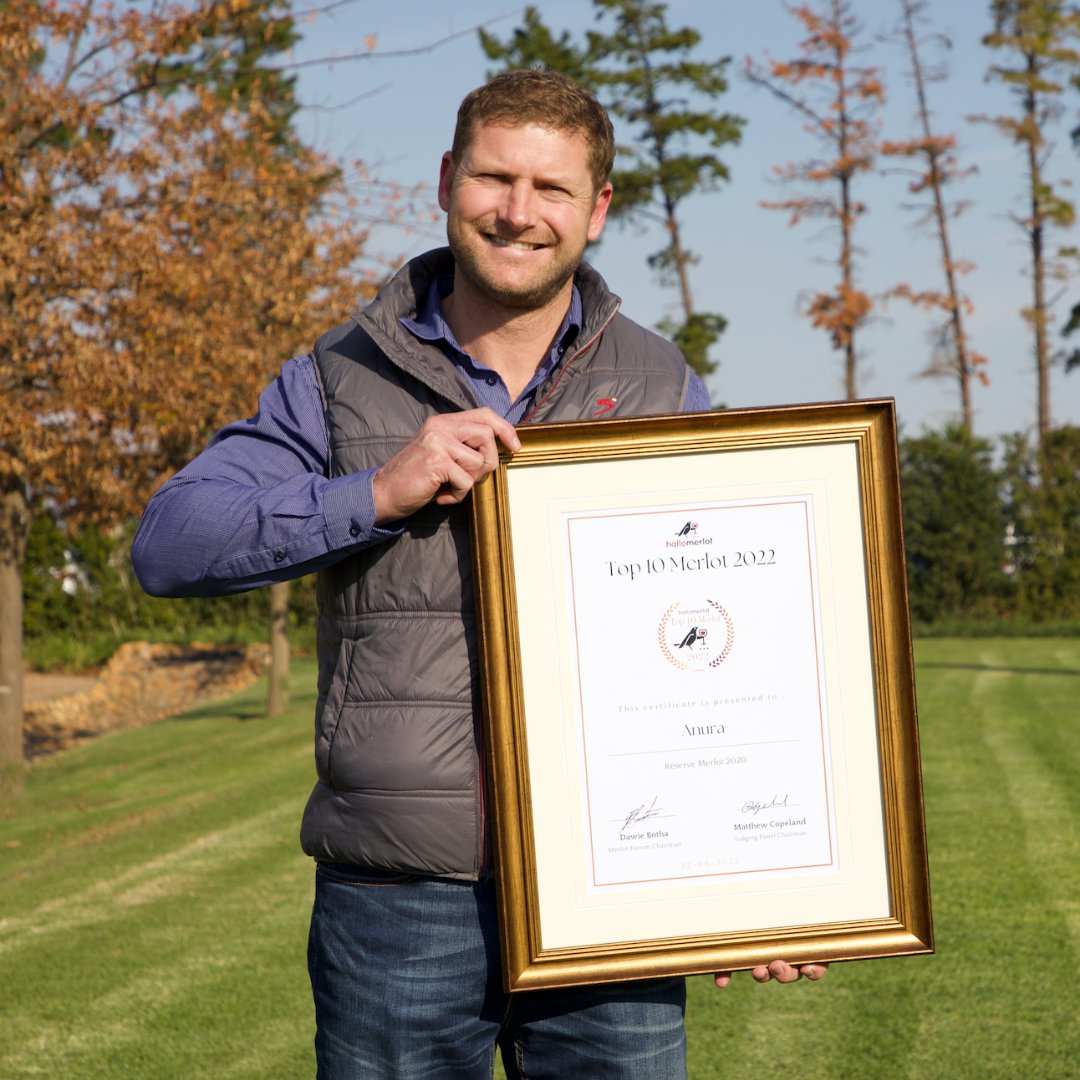 Hallo Merlot (@merlotforum) on Twitter photo Call for LATE entries.
Be part of the movement to increase the varietal's appreciation among South Africans and abroad.
Enter your wine in the 2nd annual <a href="/Taransaud1/">TonnellerieTaransaud</a> #HalloMerlotTop10MerlotCompetition.
Late entries: 19 May 2023
hallomerlot.co.za
#HalloMerlot #Merlot Call for LATE entries.
Be part of the movement to increase the varietal's appreciation among South Africans and abroad.
Enter your wine in the 2nd annual <a href="/Taransaud1/">TonnellerieTaransaud</a> #HalloMerlotTop10MerlotCompetition.
Late entries: 19 May 2023
hallomerlot.co.za
#HalloMerlot #Merlot