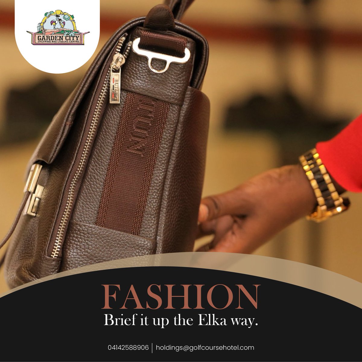 Embrace Elegance and Functionality with Elka Leather's Laptop Bag! 💼✨ Discover the perfect blend of style and utility with an exquisite laptop bag collection.

#ElkaLeather #LaptopBag #StyleAndFunction #ProfessionalEssentials #ElevateYourStyle #FinestCraftsmanship