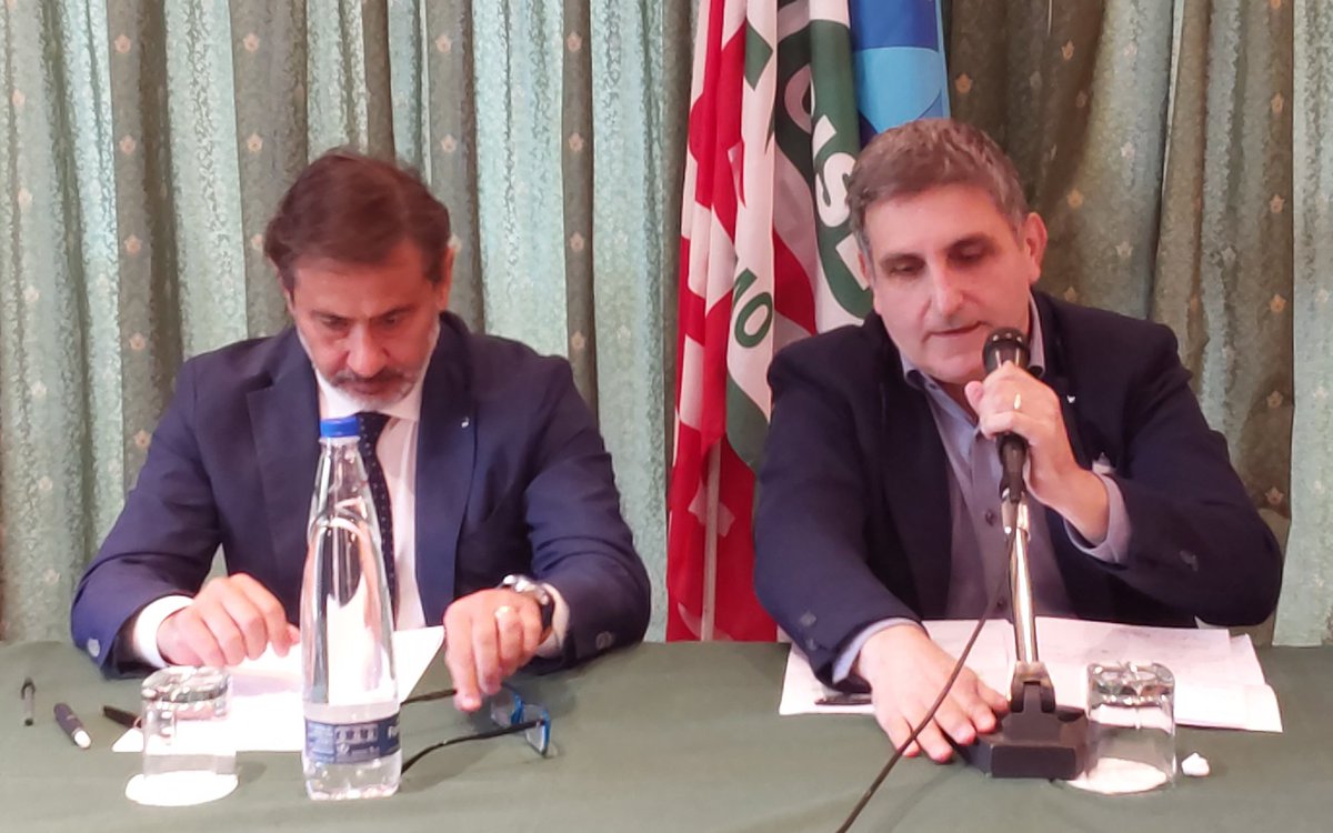 CislPaTp's tweet photo. Al via a Palermo all'attivo unitario per lanciare le proposte dei tre sindacati per una nuova stagione del Lavoro e dei Diritti. Coordina i lavori il segretario generale Cisl Palermo Trapani @leonardolapiana concluderà il  segretario generale @CislSicilia Sebastiano Cappuccio. https://t.co/rE71h97OlU