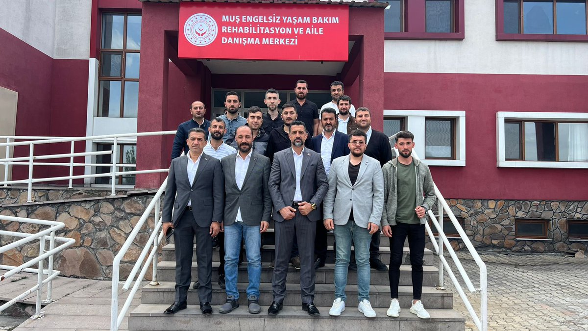 leventozmen49's tweet photo. Muş Engelsiz Yaşam Bakım
Rehabilitasyon ve Aile
Dayanışma Merkezimizi Ziyaret Ettik. Engelsiz yaşam için yapmış olduğumuz projelerimizi anlattık. Bu sürecin her kademisinde olacağımızın sözünü verdik. https://t.co/FtonU7Doaj