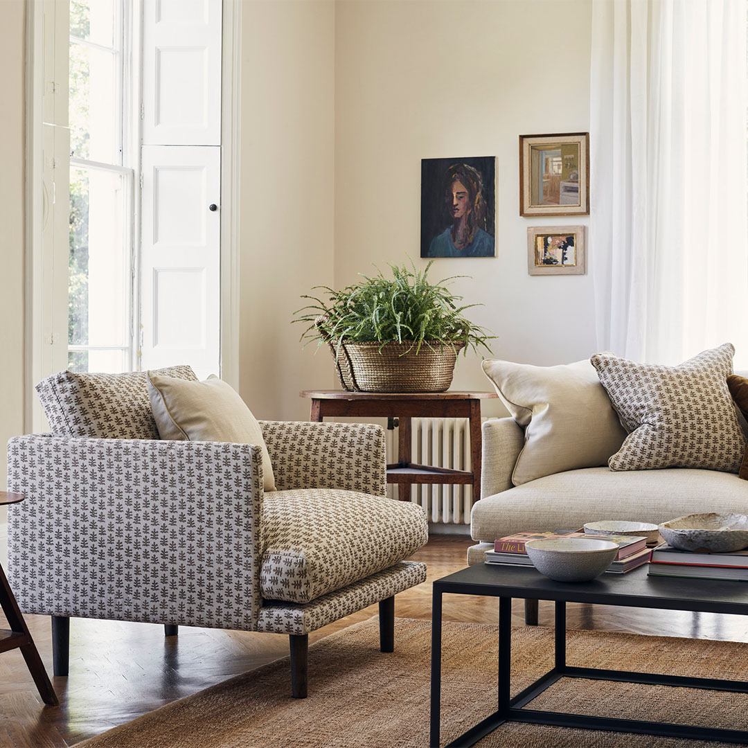 _LoveYourHome's tweet image. Designs as individual as you are, handmade to fit your space. 

At Love Your Home we offer the opportunity to bespoke any of our products. Visit our showroom &amp;amp; shop online. Link in bio

#patternfabric#interiordesign#armchair#sofa#livingroom#bespoke