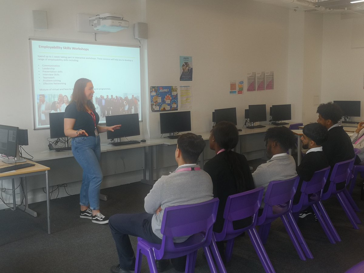 RGTrustSchool's tweet photo. It was wonderful to welcome Megan from the EY Foundation to speak with a selection of our Year 13 students. This was an insightful seminar in summer internships, work experience, and invaluable employability skills workshops.
#EYFoundation #future #thinkbig #RGTSSixthForm https://t.co/jx3qRosIqz