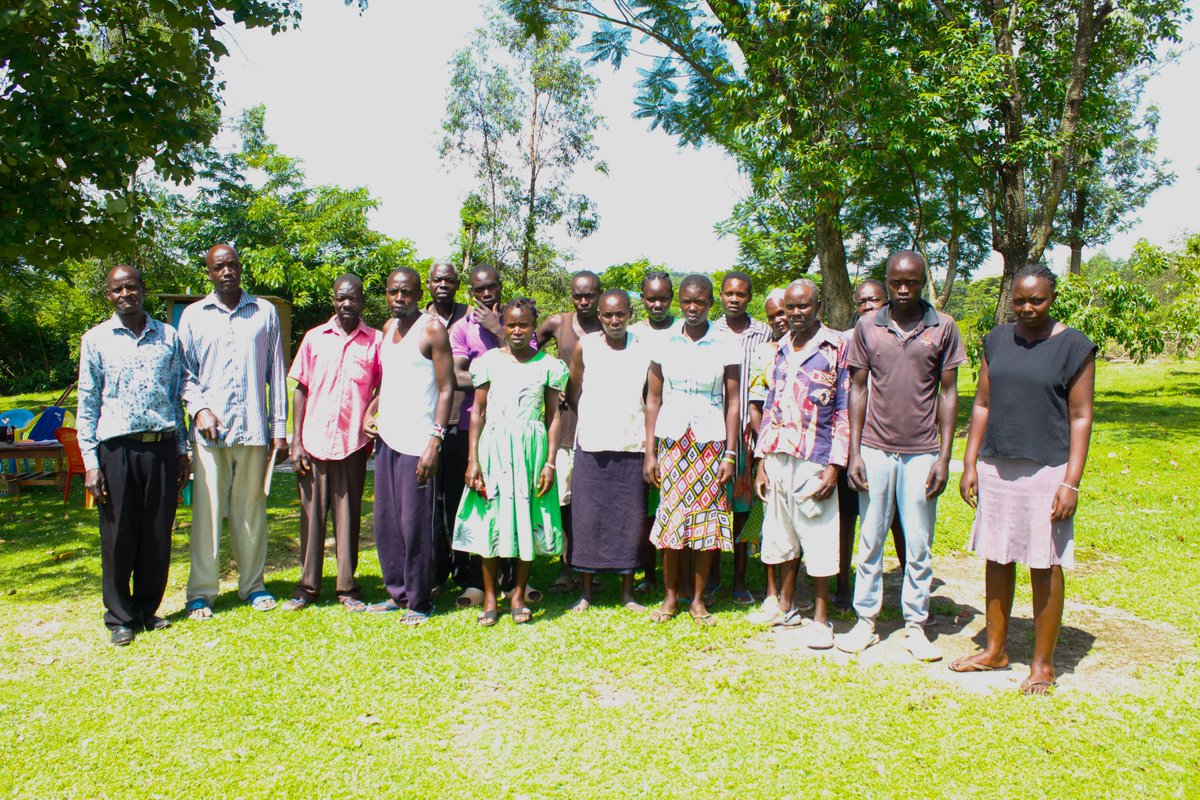 eco2libriumllc's tweet image. Hello Teso North! We have officially landed and headed straight to train new Kokeri installer group on #cookstove installation at kocholia. Cook smarter, not harder while also keeping your kitchen fresh and #clean.