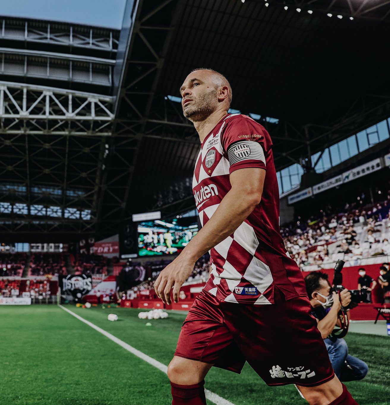 Happy birthday to Andres Iniesta! What has been your favorite moment from the Spanish magician? 