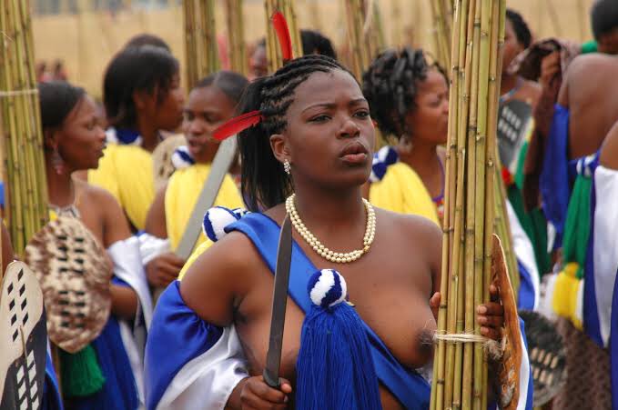 zoomafricas's tweet photo. Our culture our pride
#ReedDance #Eswatini https://t.co/xARvf5QRt2