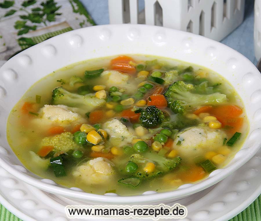MamasRezepteWeb's tweet photo. Neues auf Mamas Rezepte: Gemüsetopf mit Grießklößchen - https://t.co/Tl3TWeSeyb https://t.co/ZNmGWnfsds