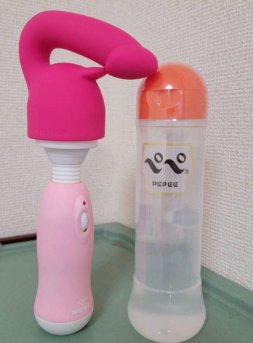 明日5/12(金)22時からライブ配信予定です♪ 早く皆とイチャイチャしたいなぁ( *&acute;艸｀) 有料配信では新しく購入したデンマ用のアタッチメント使うので是非ライブに参加してね♡ 配信前にツイートするので待っていてね(^_-)-☆<a href="/tag/%E5%B7%A8%E4%B9%B3"class="tags"><span>#巨乳</span></a><a href="/tag/%E4%BA%BA%E5%A6%BB"class="tags"><span>#人妻</span></a><a href="/tag/%E3%83%91%E3%82%A4%E3%83%91%E3%83%B3"class="tags"><span>#パイパン</span></a><a href="/tag/%E3%82%AA%E3%83%8A%E3%83%8B%E3%83%BC"class="tags"><span>#オナニー</span></a><a href="/tag/%E7%B4%A0%E4%BA%BA%E5%A5%B3%E5%AD%90"class="tags"><span>#素人女子</span></a>