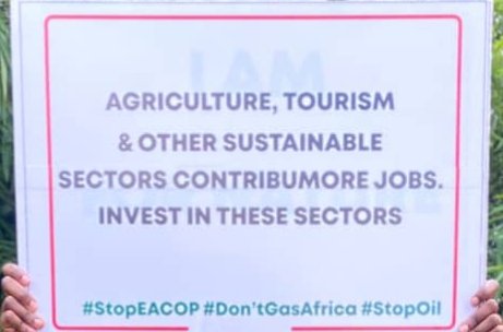 The oil & gas sector contributes about only 1% jobs in Africa. Through driving change, the sector could affect jobs of 60-70% of Africa’s labourforce in the agricultural sector. Stop investments in oil.
#StopEACOP #Don’tGasAfrica #EAPCE23Ug @AfiegoUg @stopEACOP @350Africa