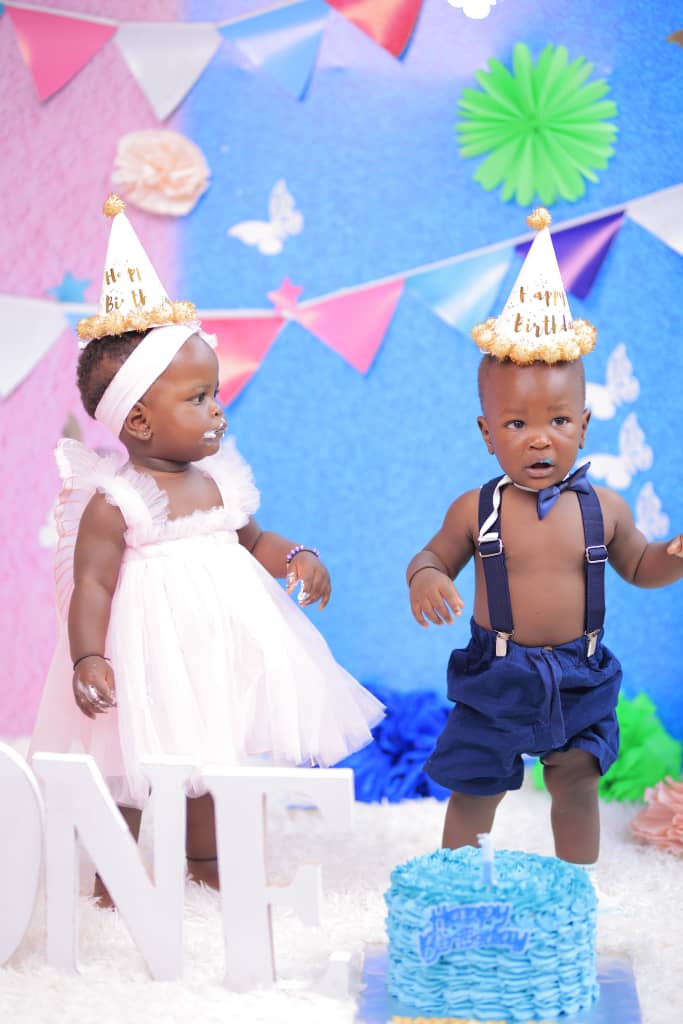 God bless the twins...