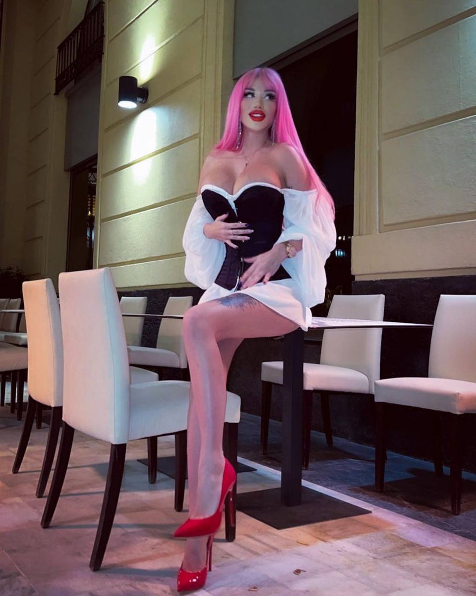 Content from mia_molly