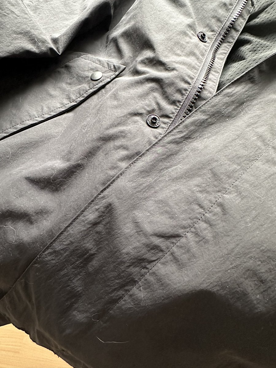 daltRock's tweet photo. @endclothing 

I'm disappointed with my recent jacket purchase . It arrived in poor condition with loose threads, and even cat hair. I expected better. #CustomerService https://t.co/95CoVY3LRB