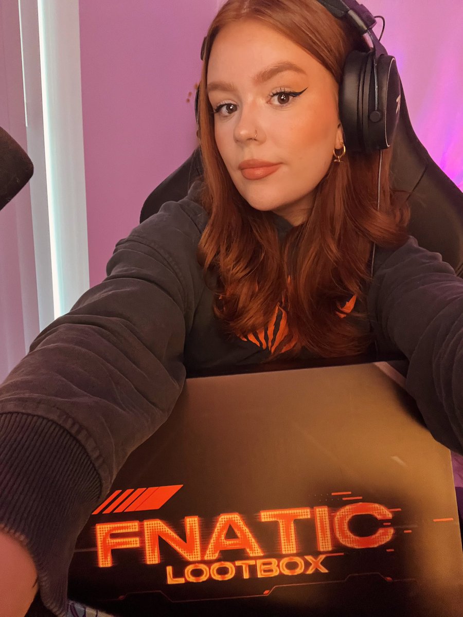 opening this bad boy on stream + ranked ⚡️ twitch .tv/megsoundslikeegg
