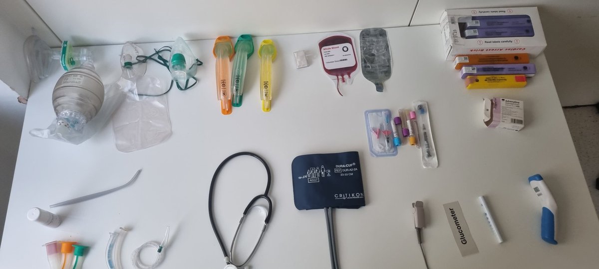 Skully48109675's tweet image. All ready for @ResusCouncilUK Advanced Life Support @uclh 

Improving patient experiences by training and developing our teams
@jhartin @probert_david @vsweeney431 
#PERRT
#Teamwork
#safety
#Improving
#kindness